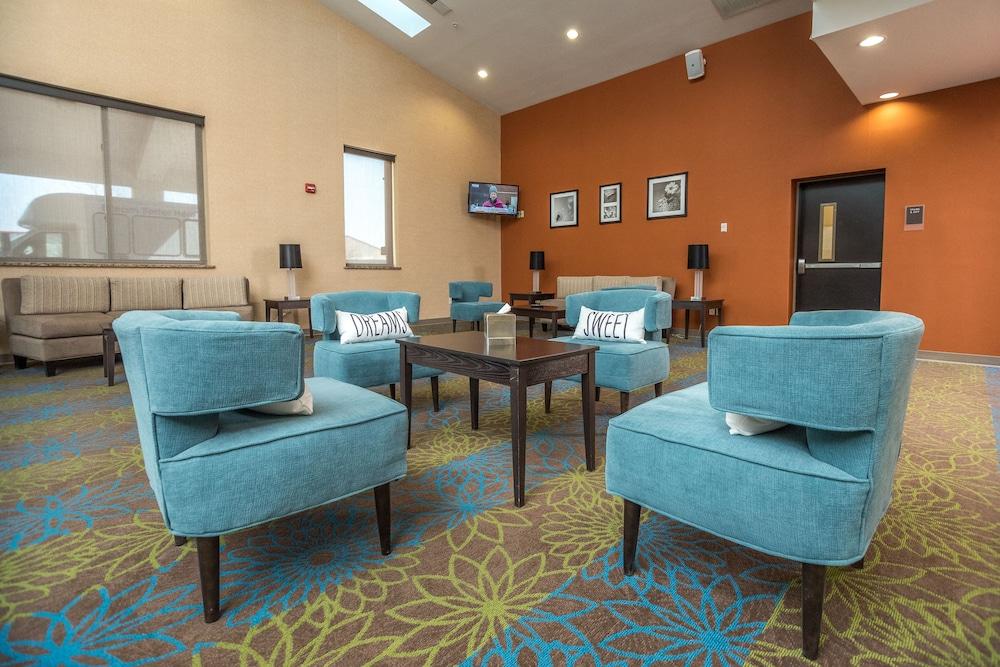 Sleep Inn & Suites And Conference Center Downtown Indianapolis Bagian luar foto