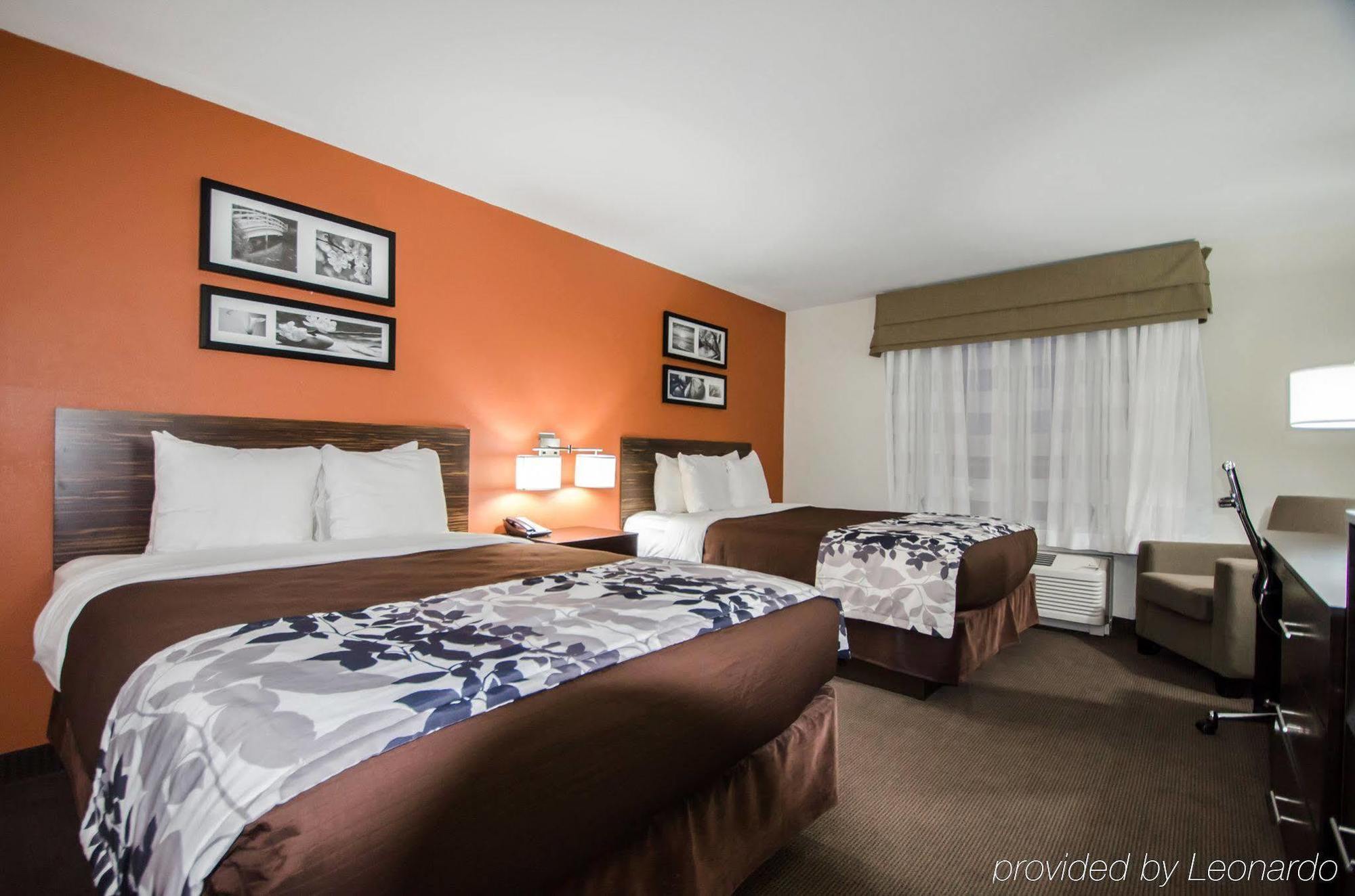 Sleep Inn & Suites And Conference Center Downtown Indianapolis Bagian luar foto